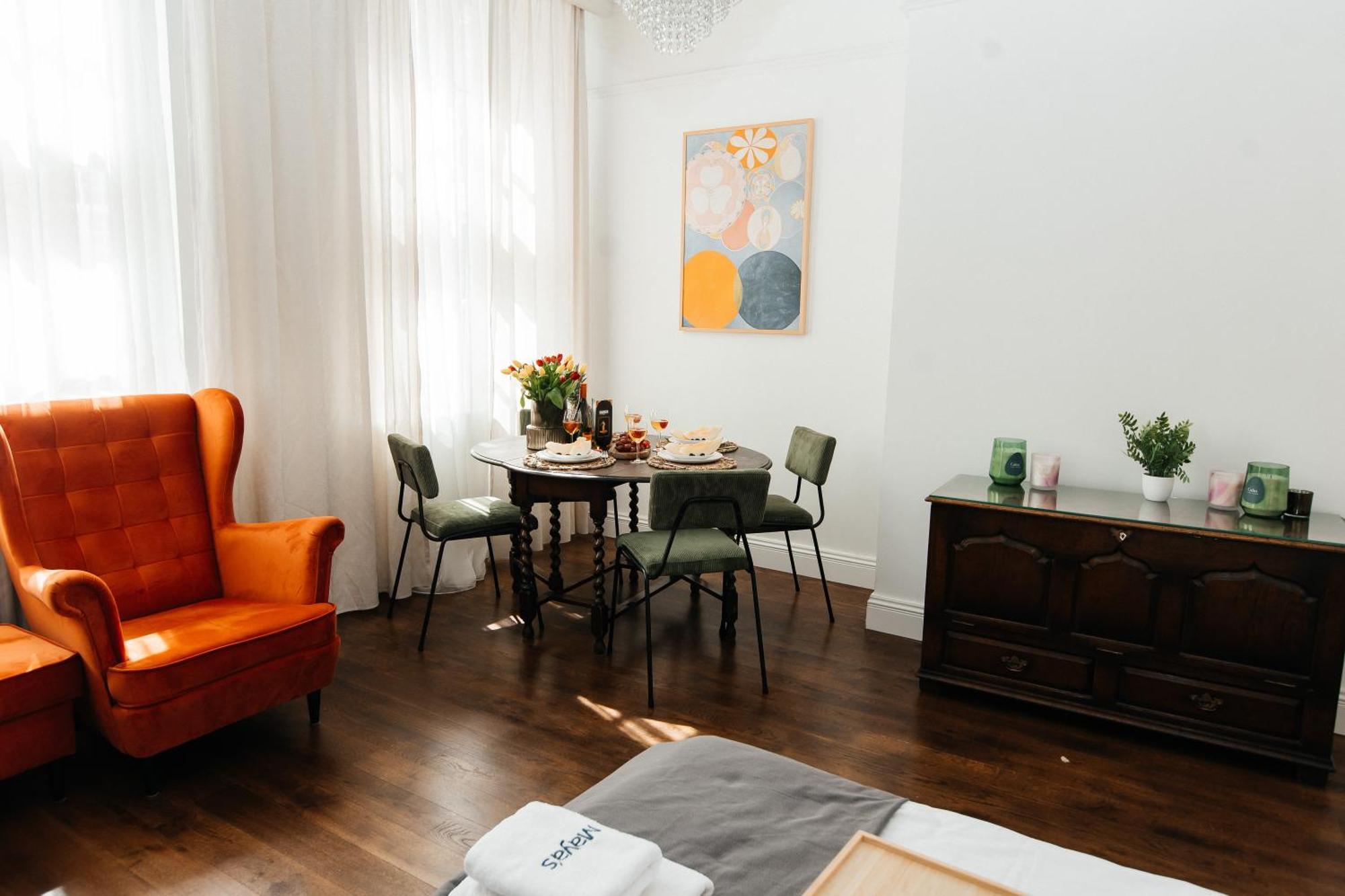 Apartment Maya's Flats & 31 - Z Dwiema Sypialniami Two Bedrooms Ogarna Str Old Town *
