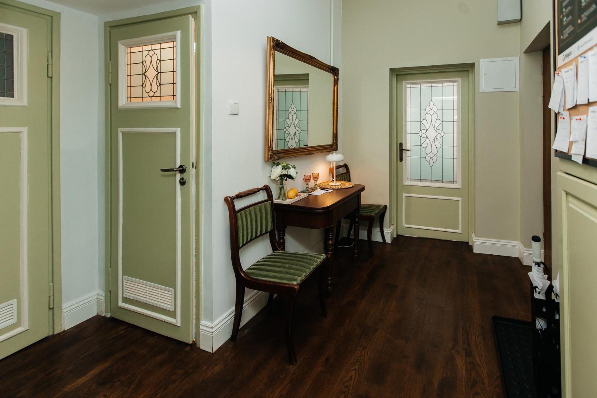 Apartment Maya's Flats & 31 - Z Dwiema Sypialniami Two Bedrooms Ogarna Str Old Town
