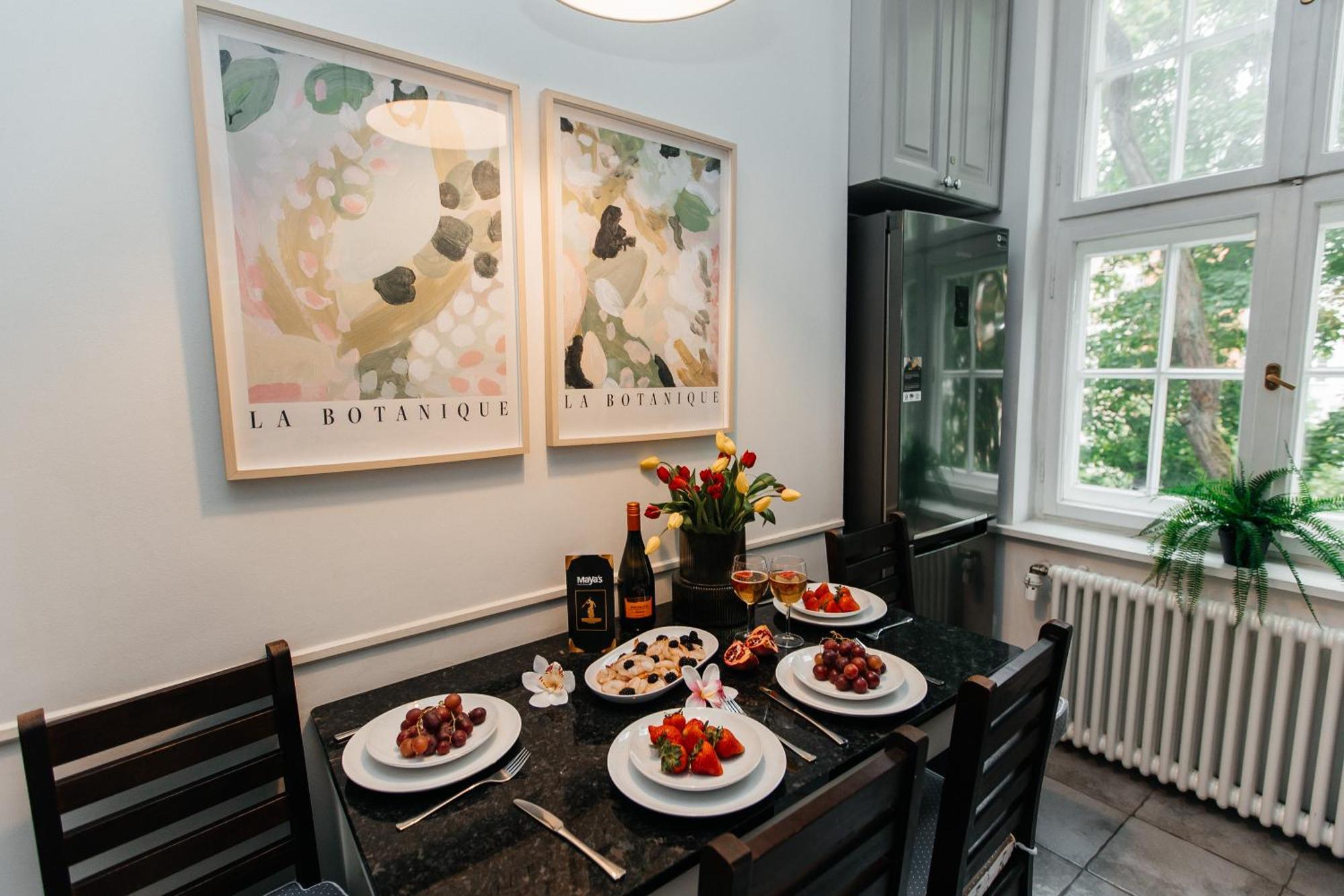 Maya's Flats & 31 - Z Dwiema Sypialniami Two Bedrooms Ogarna Str Old Town Danzig