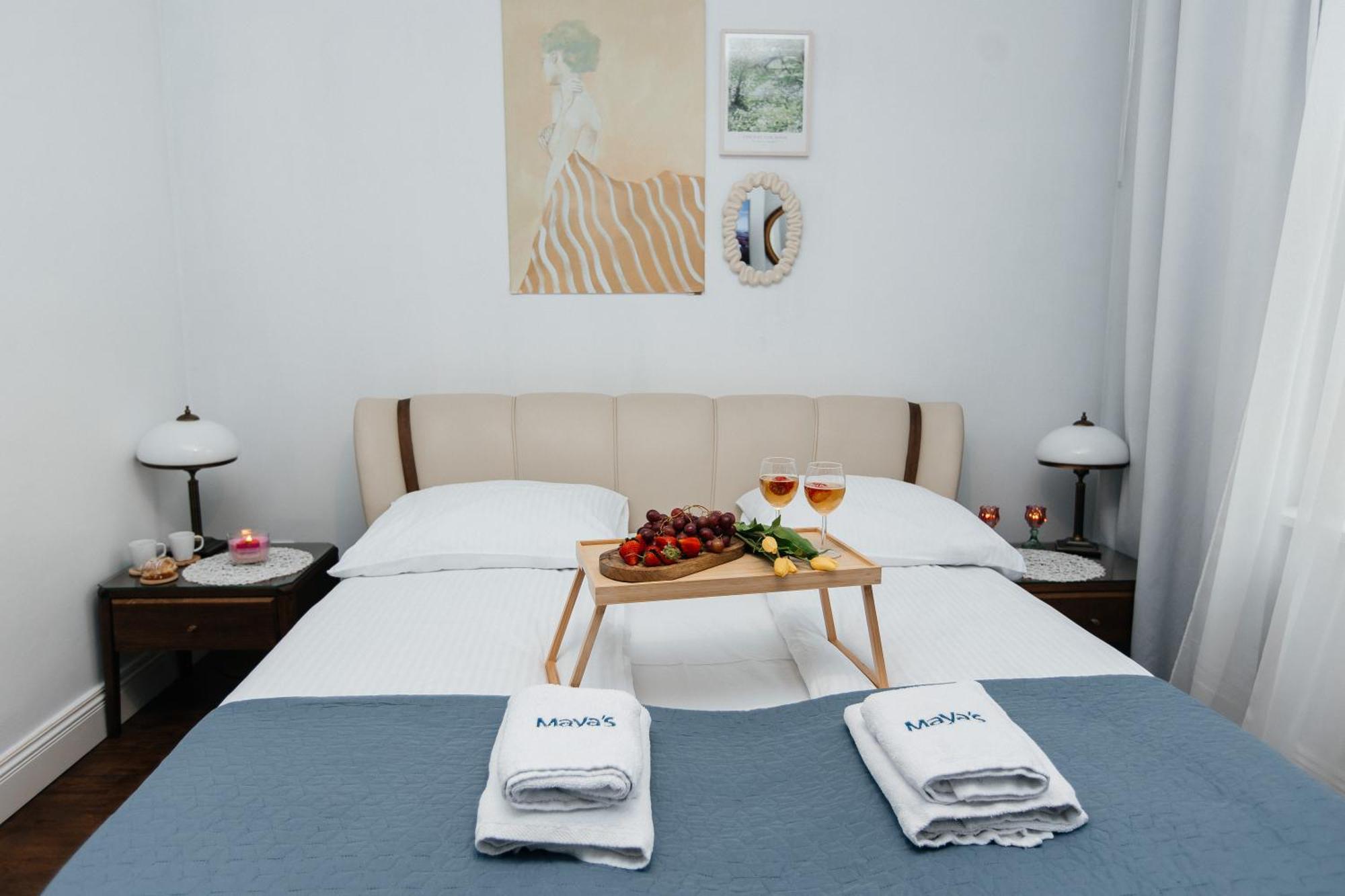 Apartment Maya's Flats & 31 - Z Dwiema Sypialniami Two Bedrooms Ogarna Str Old Town *