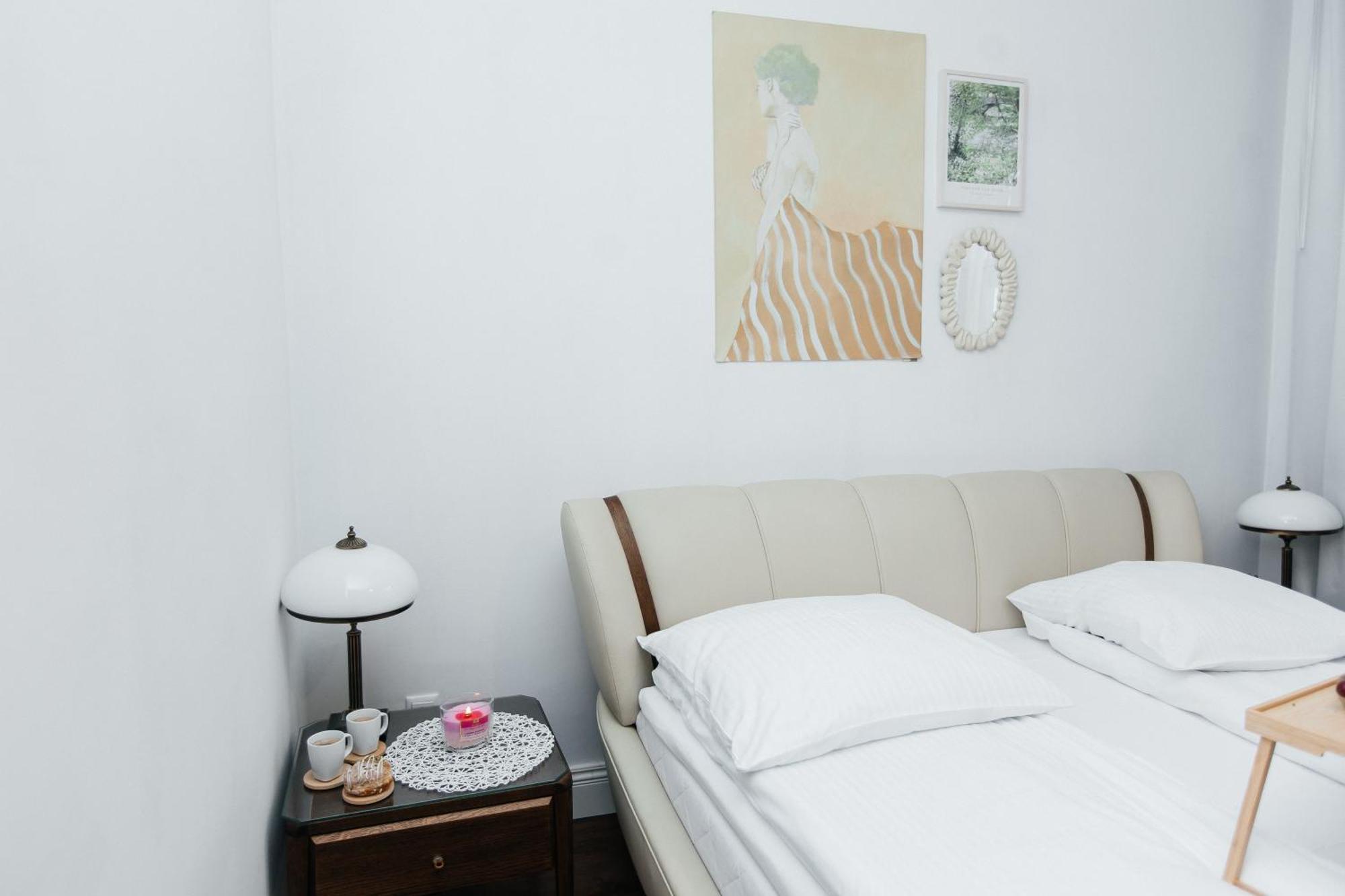 Apartment Maya's Flats & 31 - Z Dwiema Sypialniami Two Bedrooms Ogarna Str Old Town